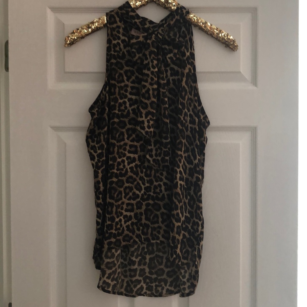 Leopard top